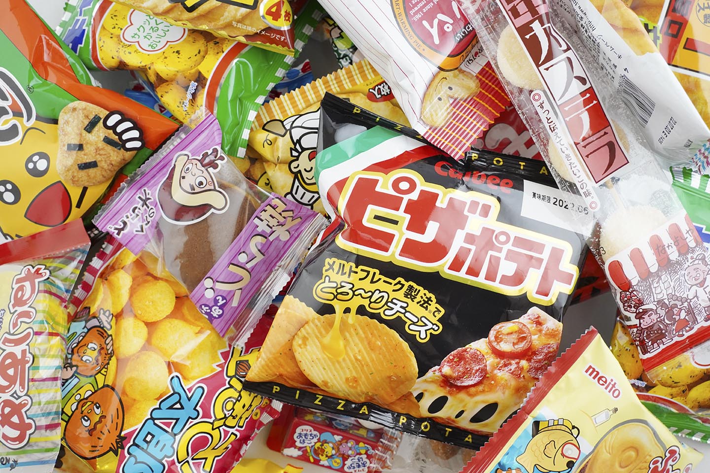 匠SWEETS-TAKUME SWEETS-You can buy snack boxes at a discount with a subscription. 